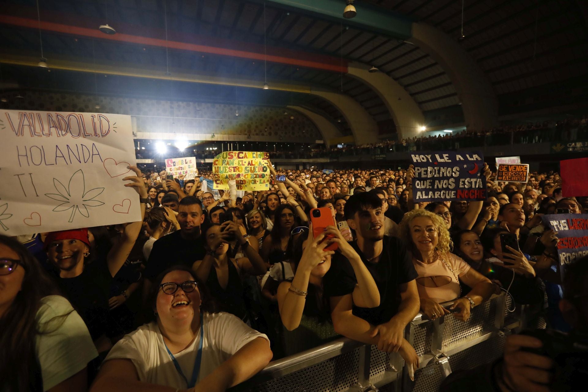 Melendi arrasa en su regreso a Avilés veinte años después