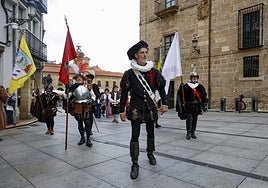 El actor Pablo Castañón vuelve a encarnar la figura de Pedro Menéndez.