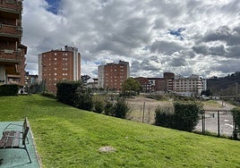 Zona oeste de La Pola, donde se encontraba el antiguo matadero y donde se va a construir un parque y un aparcamiento en altura.