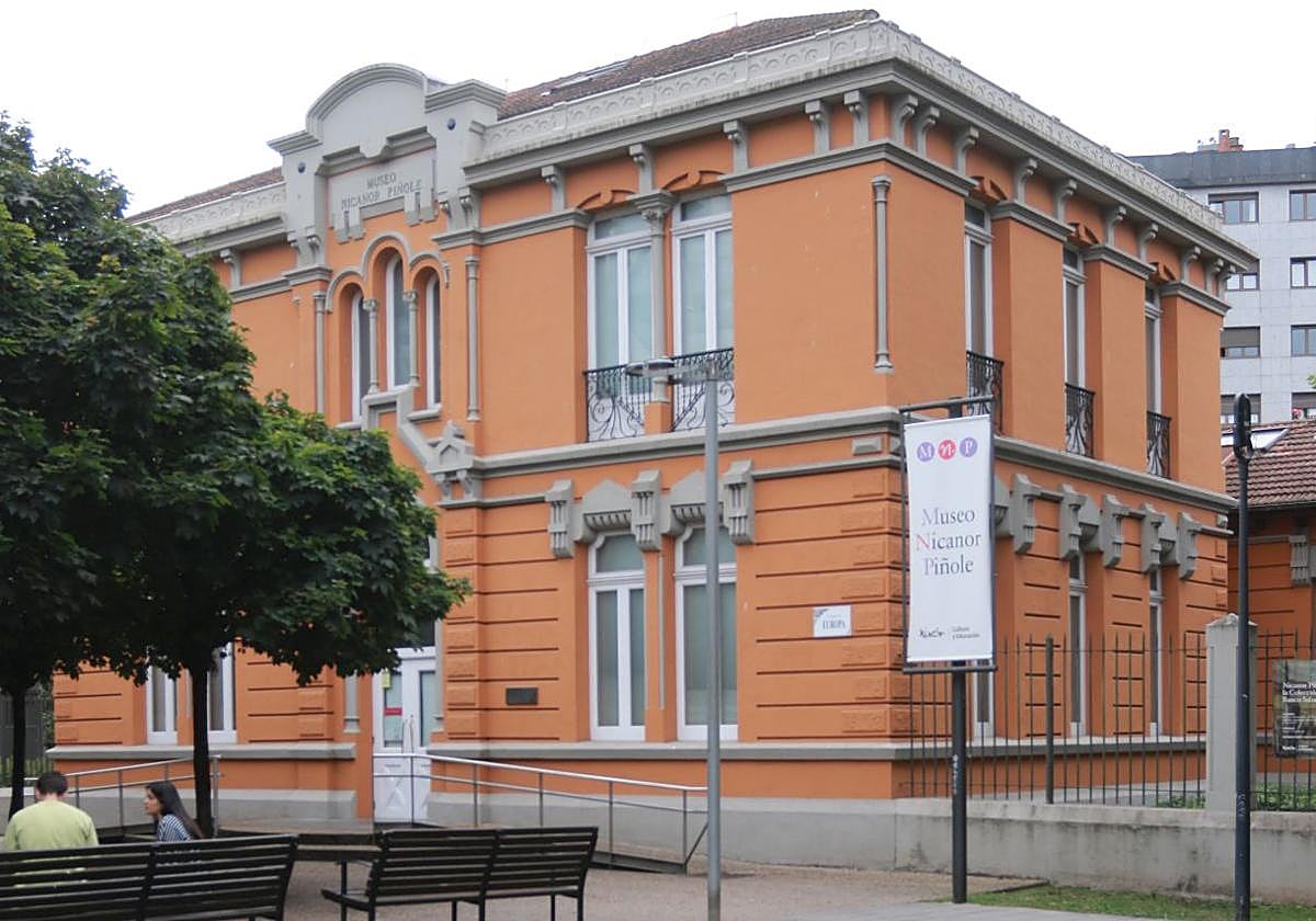 Museo Nicanor Piñole, en Gijón.