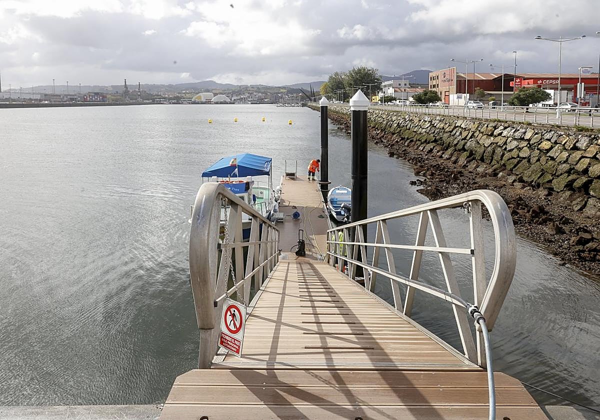 El nuevo pantalán para la escuela de vela de Marina de Avilés inaugurado este año.