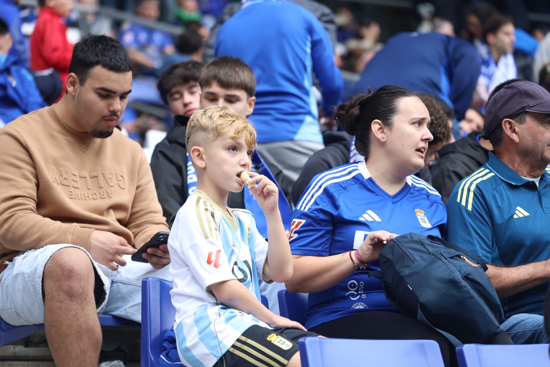 ¿Estuviste en el Real Oviedo - Levante? ¡Búscate!