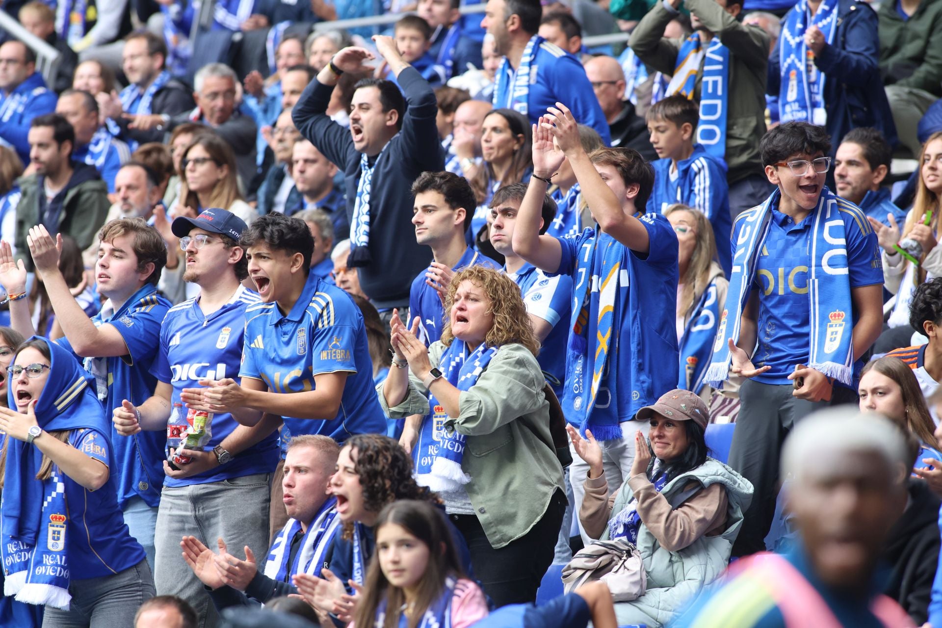 ¿Estuviste en el Real Oviedo - Levante? ¡Búscate!
