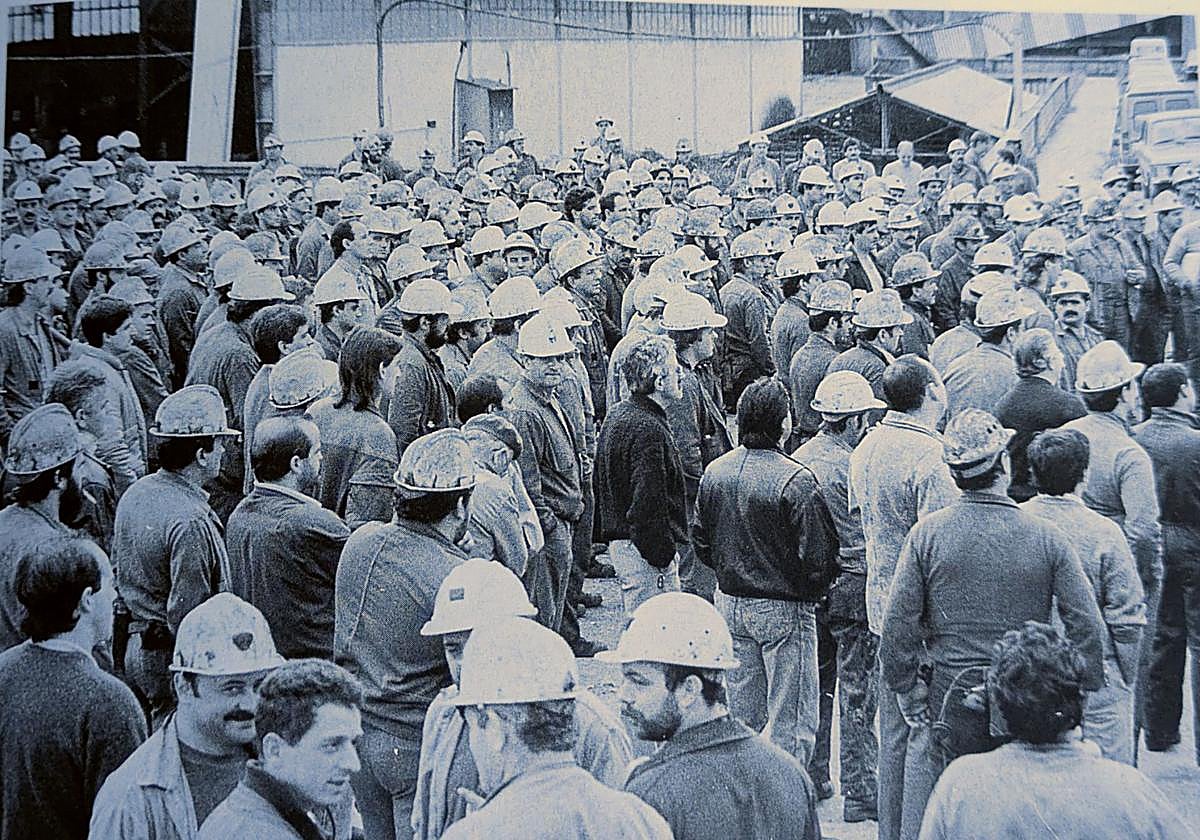 La mirada fotográfica de Citoula: el pasado más reciente de Gijón y Asturias