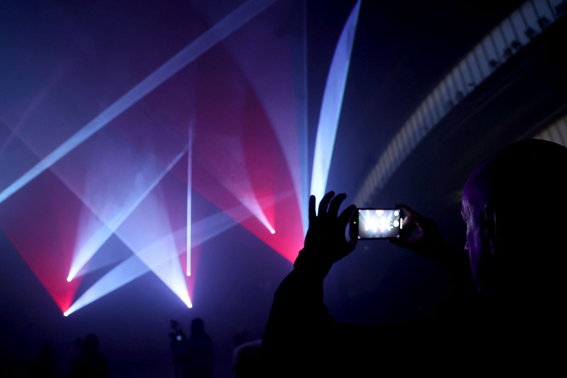 Oviedo brilla en su Noche Blanca, en imágenes