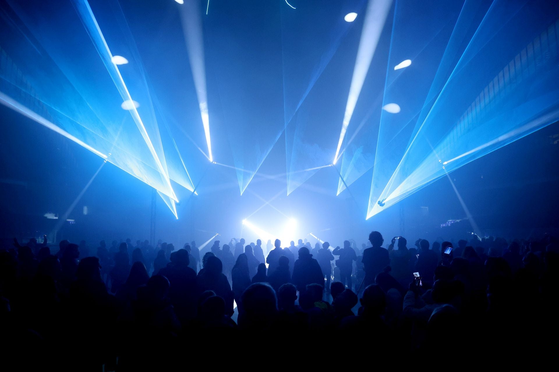 Oviedo brilla en su Noche Blanca, en imágenes