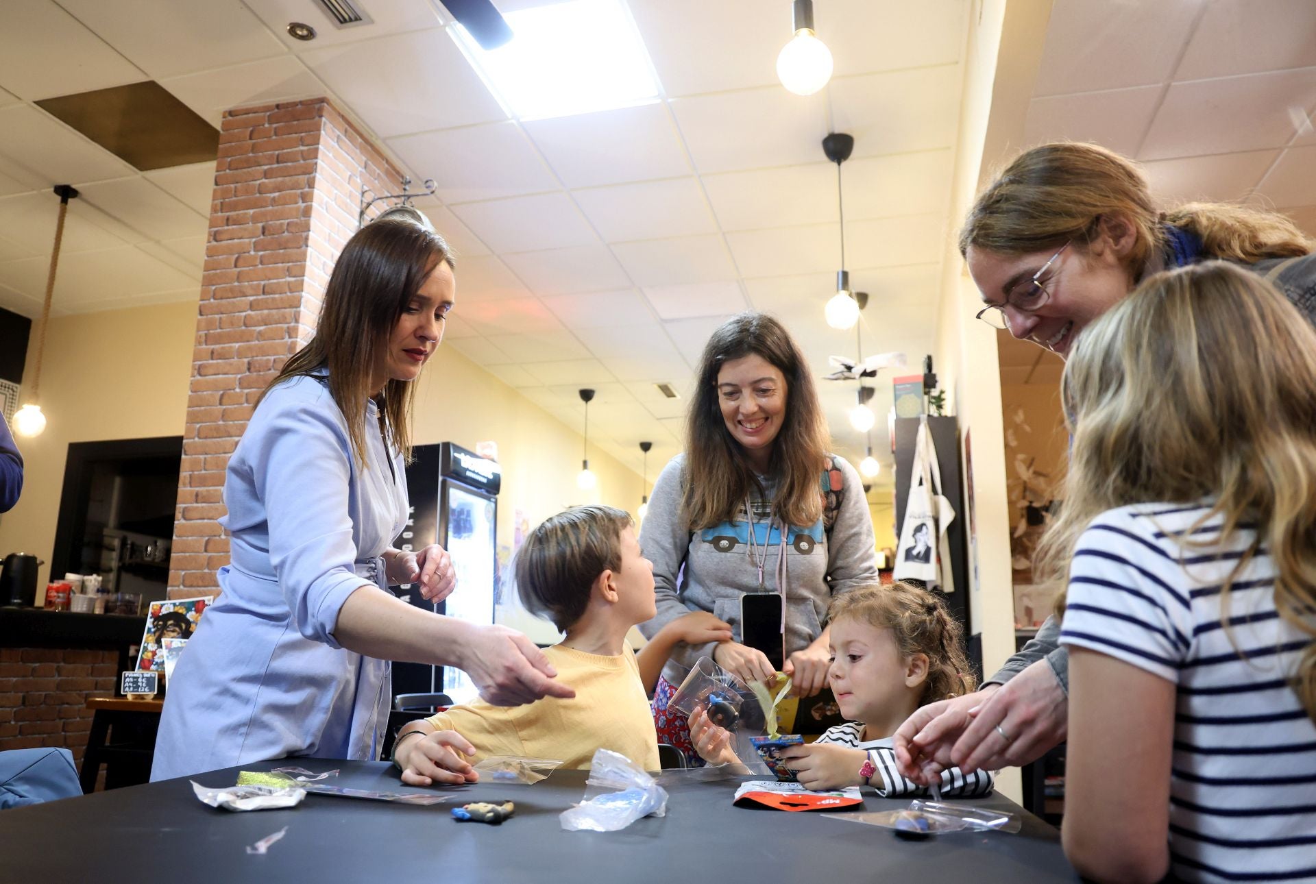 Oviedo brilla en su Noche Blanca, en imágenes