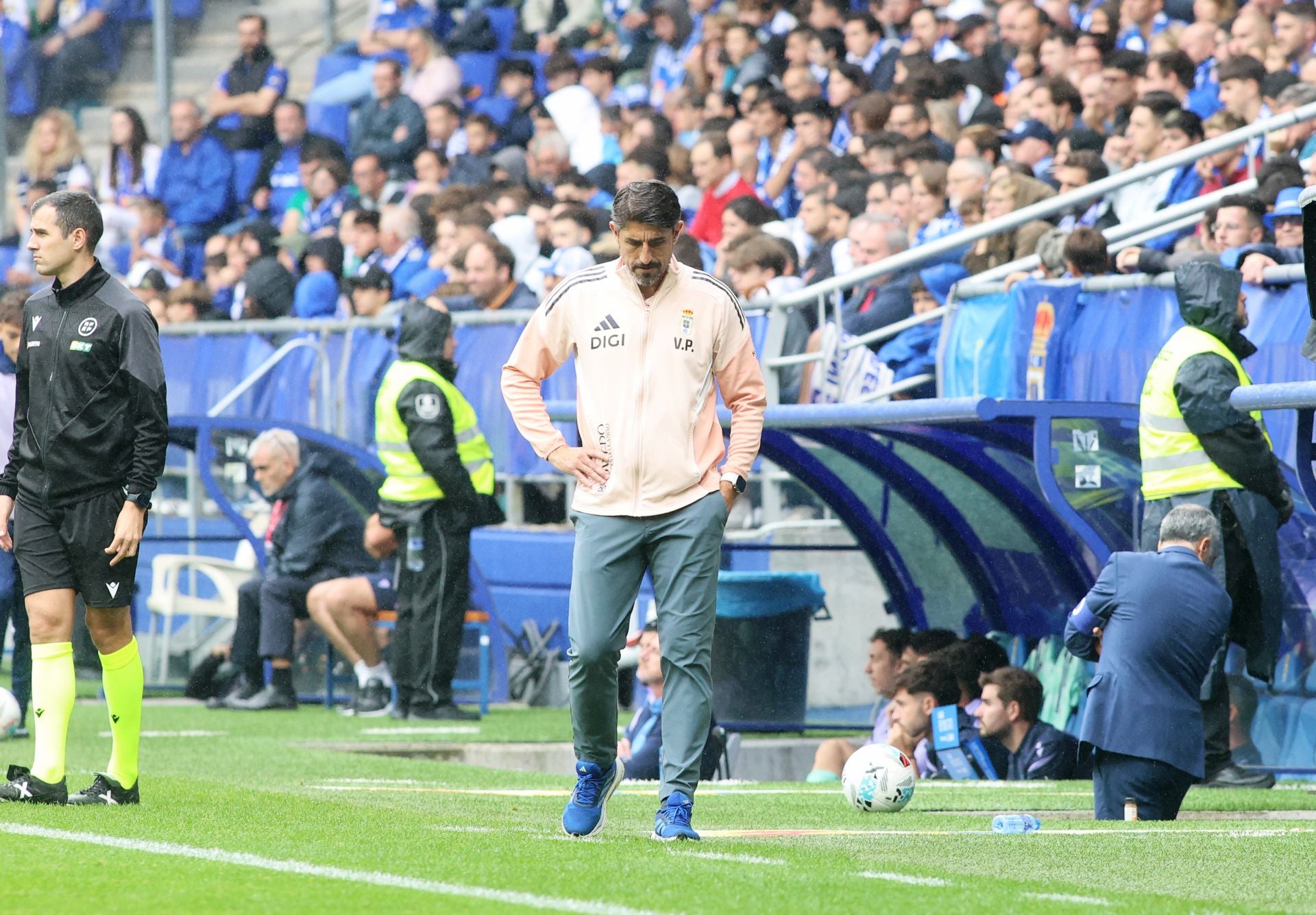 Las mejores jugadas del Real Oviedo 0-2 Levante, en imágenes