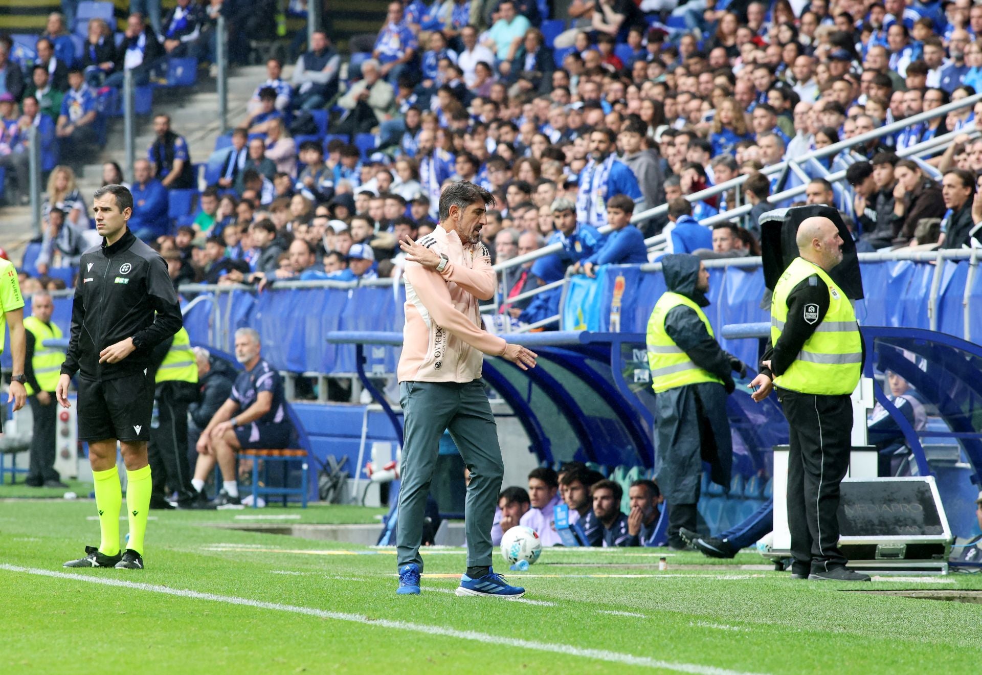 Las mejores jugadas del Real Oviedo 0-2 Levante, en imágenes