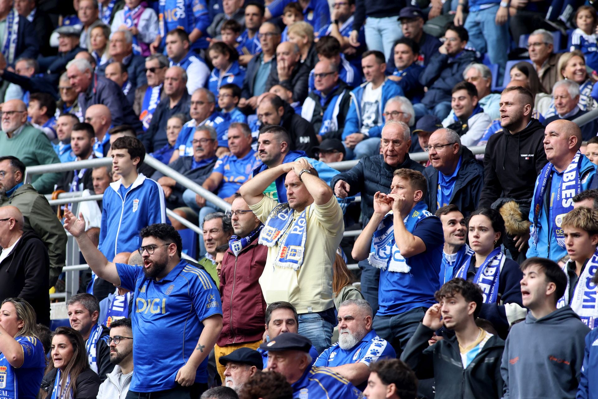 Las mejores jugadas del Real Oviedo 0-2 Levante, en imágenes