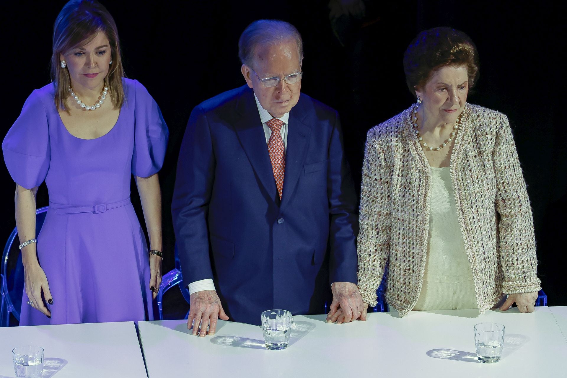 Así fue la presentación de la Fundación Corripio Alonso en el teatro Riera de Villaviciosa