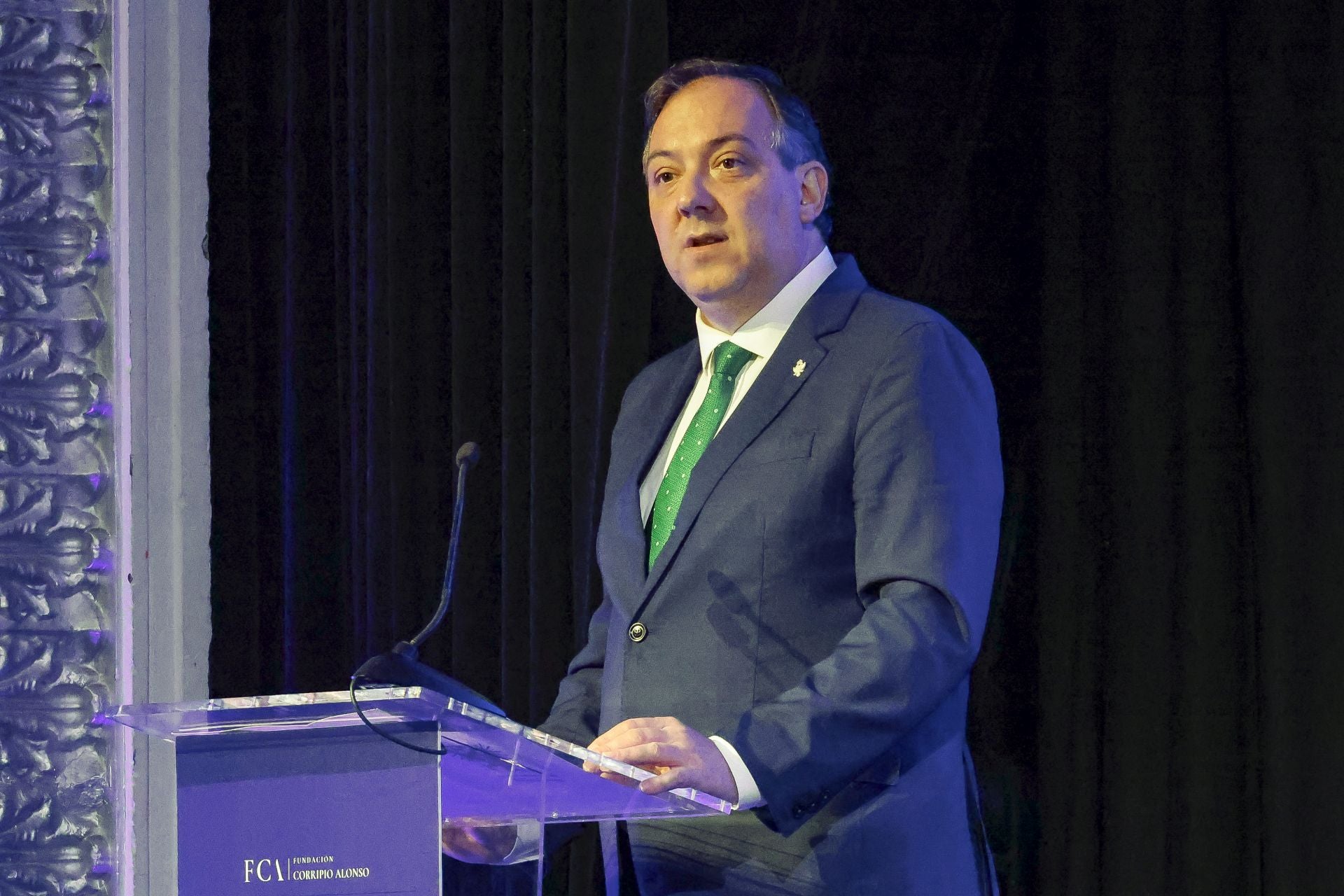 Así fue la presentación de la Fundación Corripio Alonso en el teatro Riera de Villaviciosa