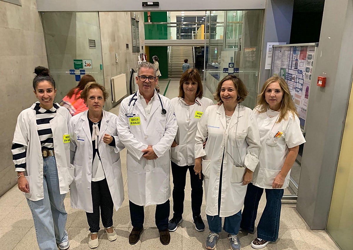 Imagen secundaria 1 - El malestar de los médicos llega «al límite» en Asturias con una huelga que «ha sido un éxito rotundo»