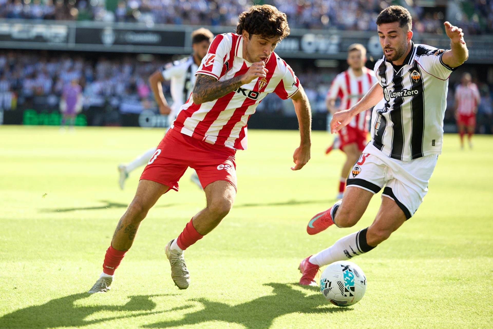 Las mejores jugadas del Castellón-Sporting, en imágenes