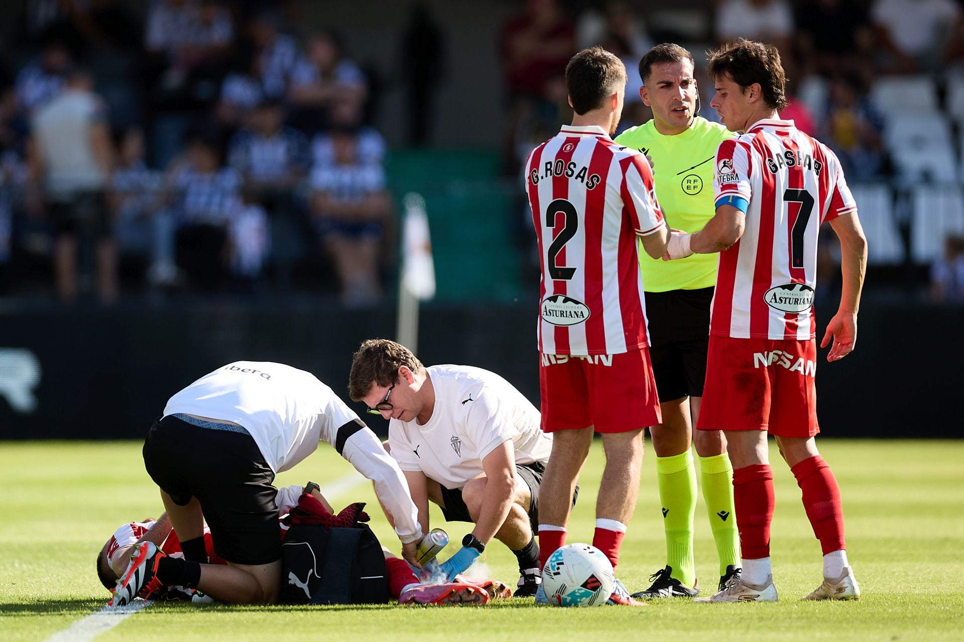 Las mejores jugadas del Castellón-Sporting, en imágenes