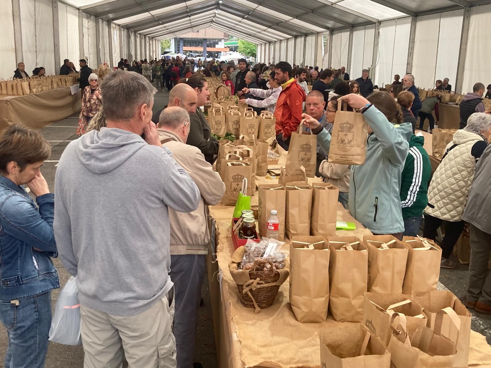 El Festival de la Avellana de Piloña, en imágenes