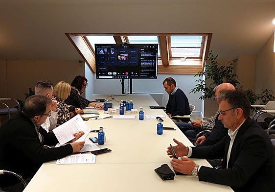 Una reunión de la Federación Asturiana de Concejos.