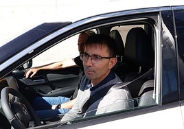 Asier Garitano, esta mañana a su salida de Mareo.