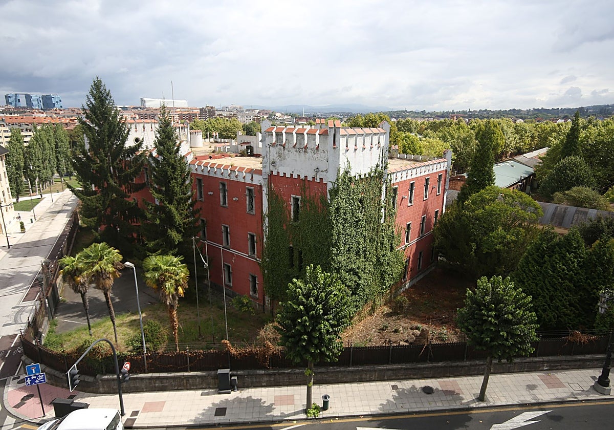 La antigua fábrica de armas de La Vega.