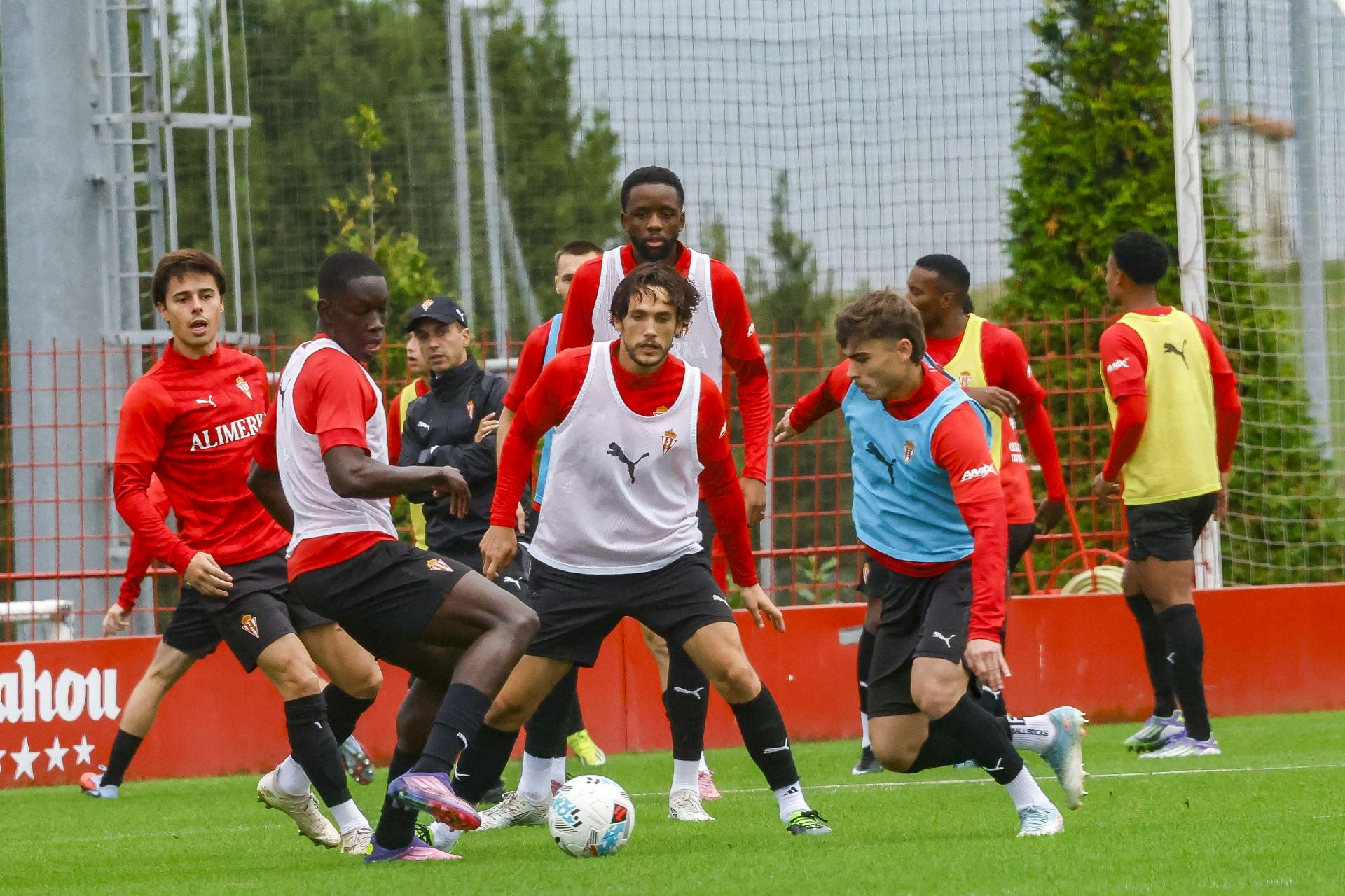 Entrenamiento del Sporting de este jueves 9 de octubre de 2025