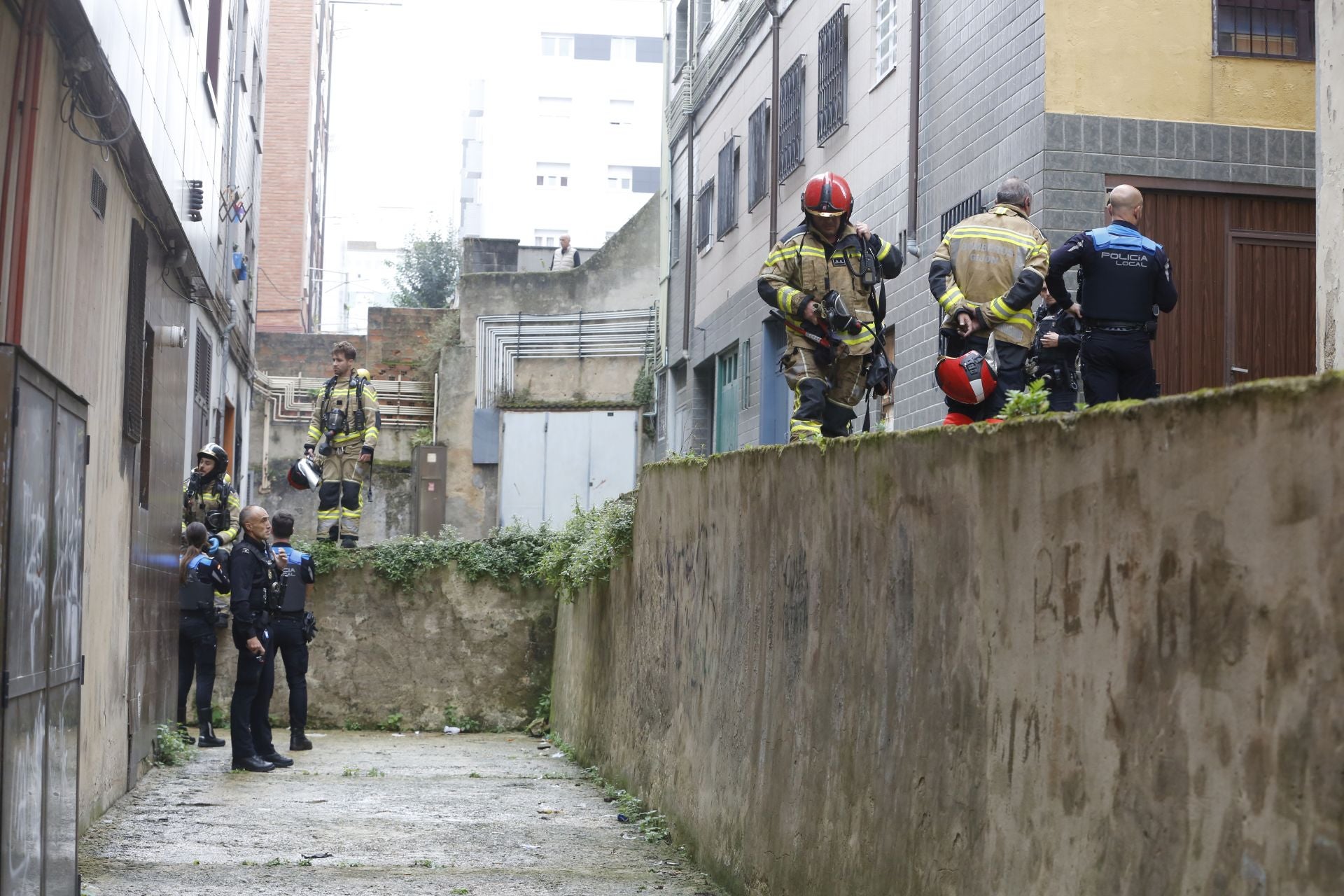 Alarma en El Coto al arder la casa de una vecina problemática