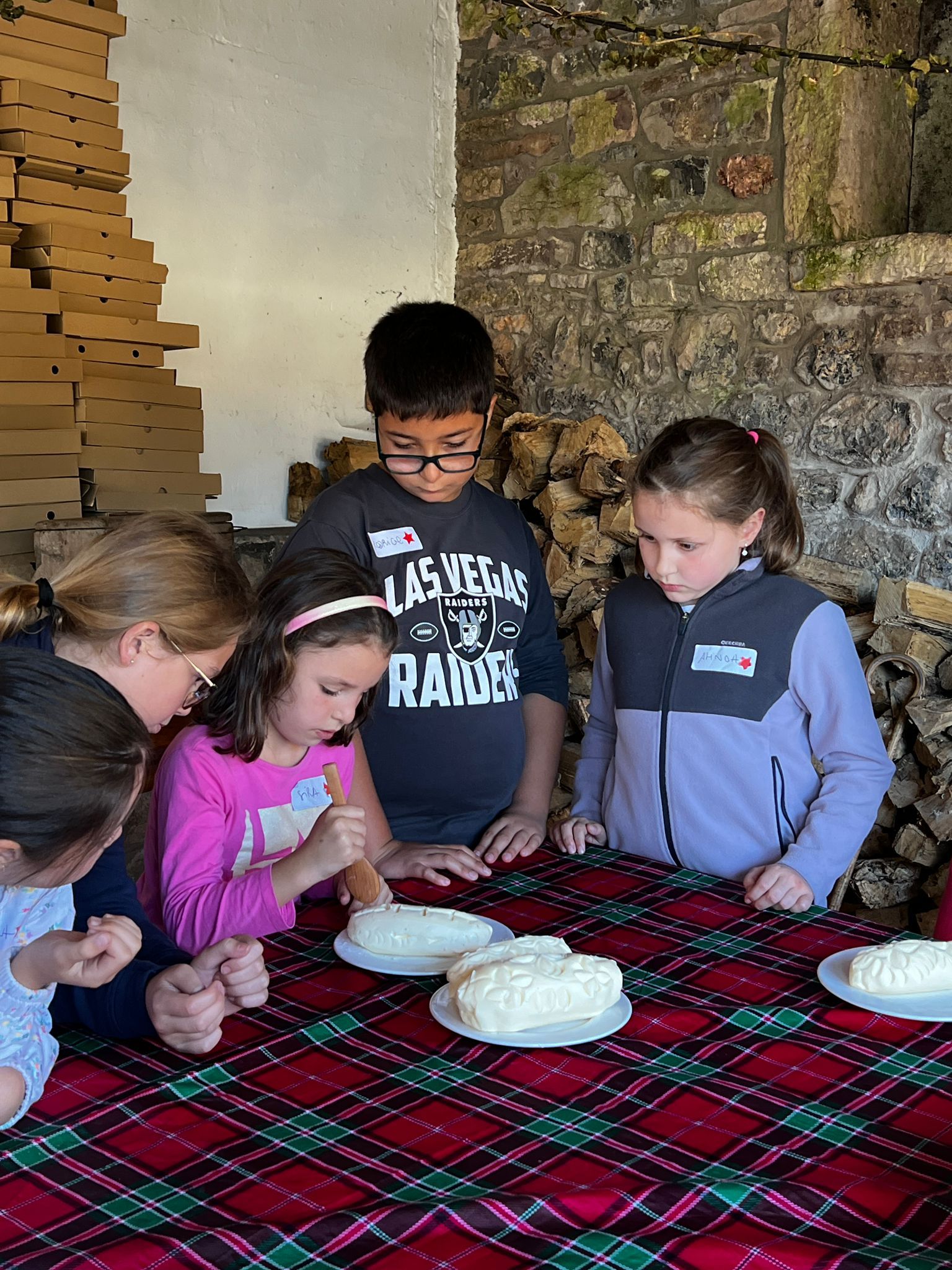 Talleres en Ambás para despertar vocaciones y generar «conciencia histórica»