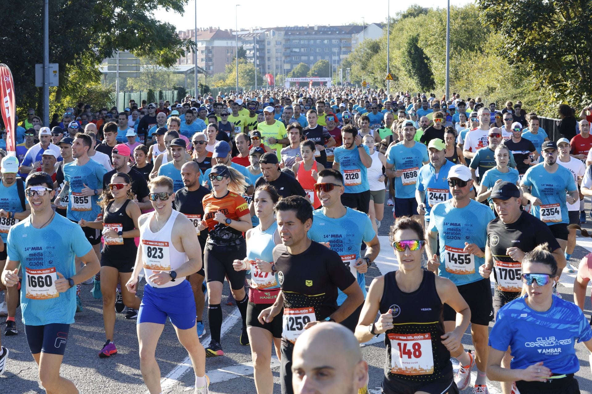 ¿Participaste en la Media Maratón de Gijón? ¡Búscate en las fotos! (1)