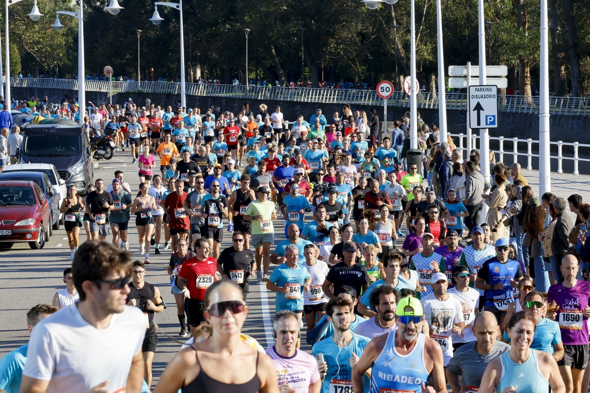 ¿Participaste en la Media Maratón de Gijón? ¡Búscate en las fotos! (1)