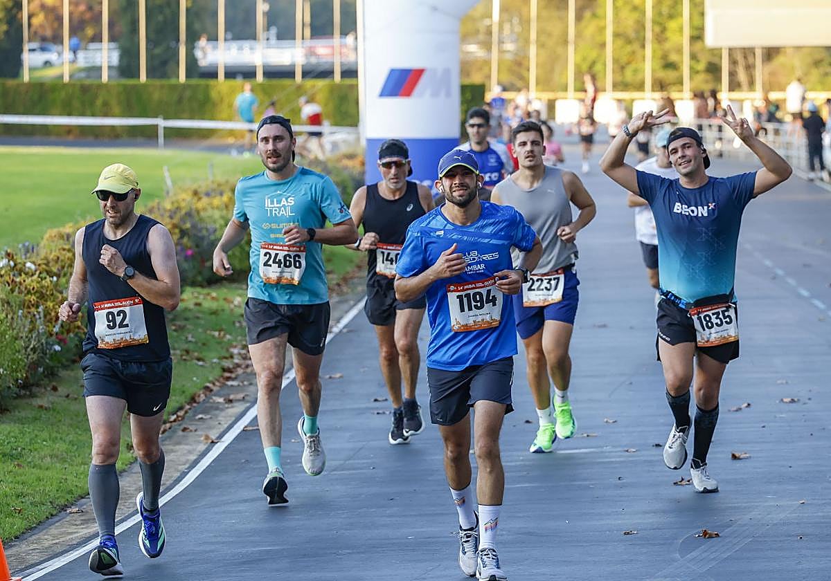 ¿Participaste en la Media Maratón de Gijón? ¡Búscate en las fotos! (2)