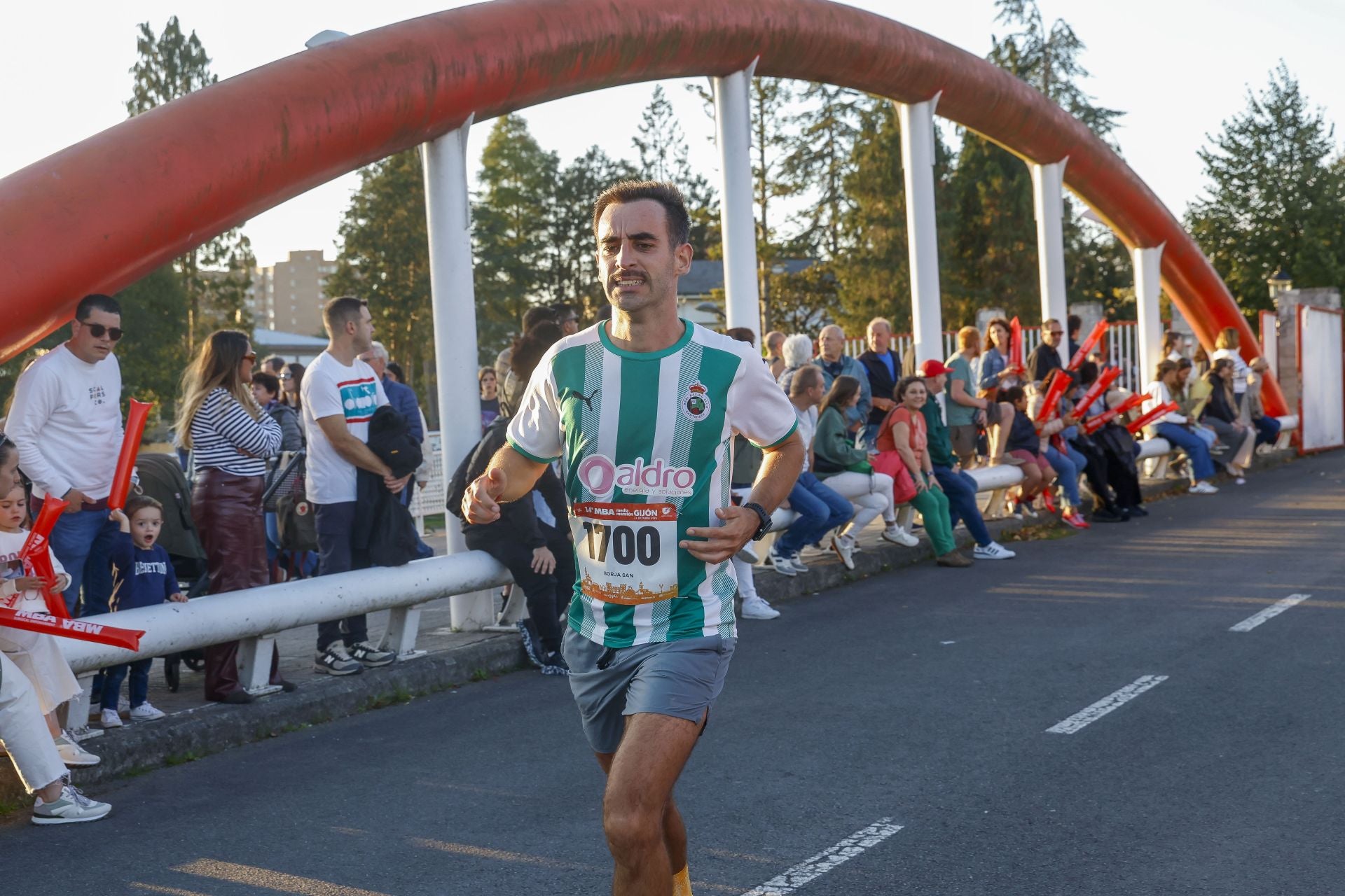 ¿Participaste en la Media Maratón de Gijón? ¡Búscate en las fotos! (2)