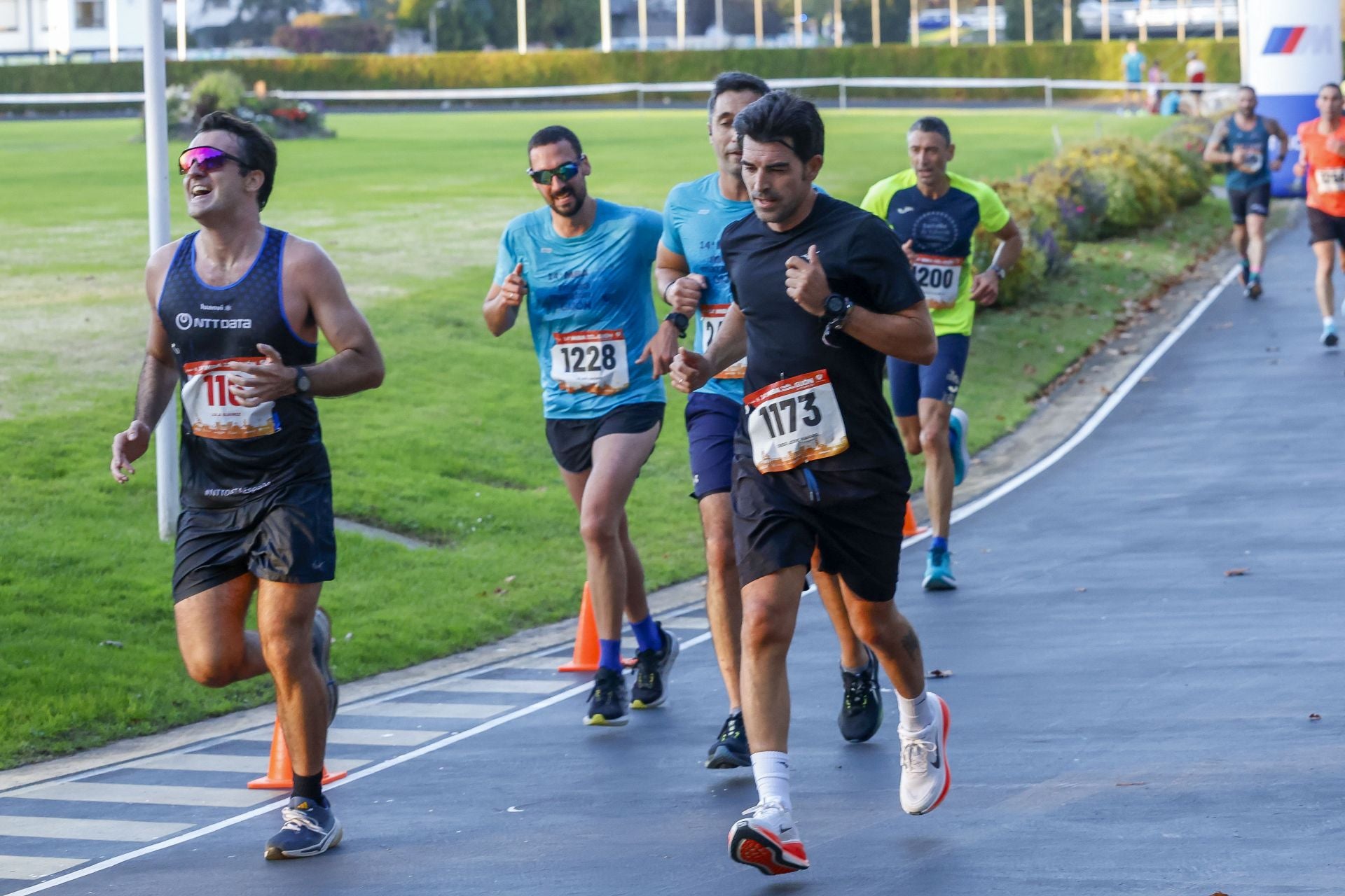 ¿Participaste en la Media Maratón de Gijón? ¡Búscate en las fotos! (2)