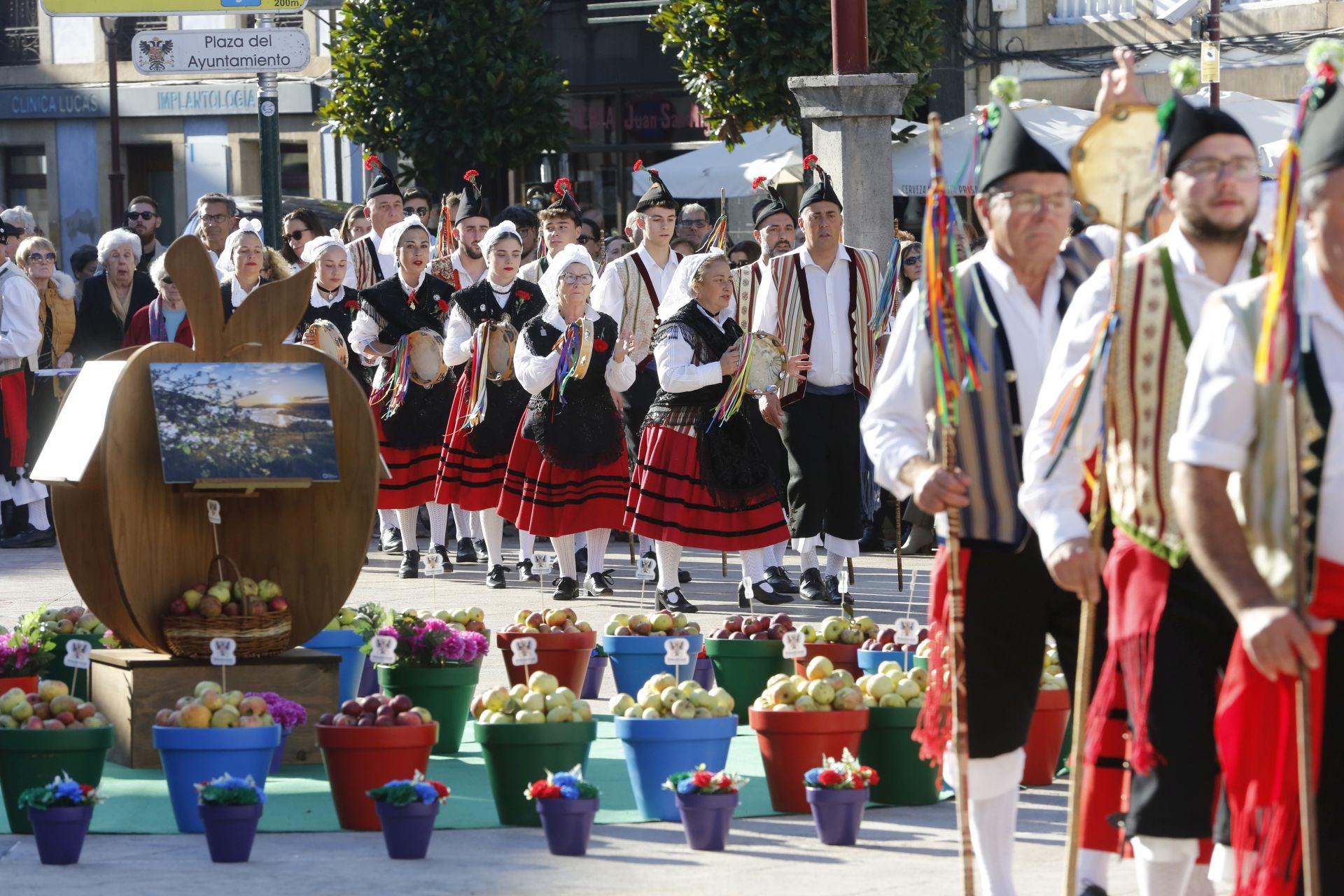 Estas son las carrozas que desfilaron en Villaviciosa