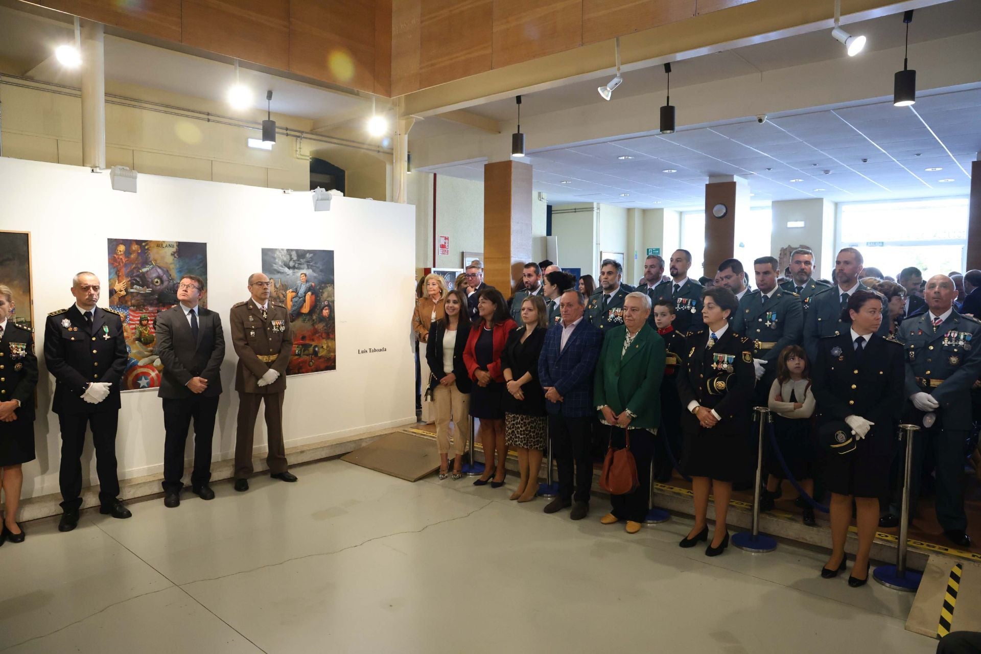 La Guardia Civil honra en Avilés a la patrona del cuerpo