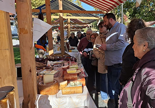 La zona de quesos asturianos y embutidos, la más popular