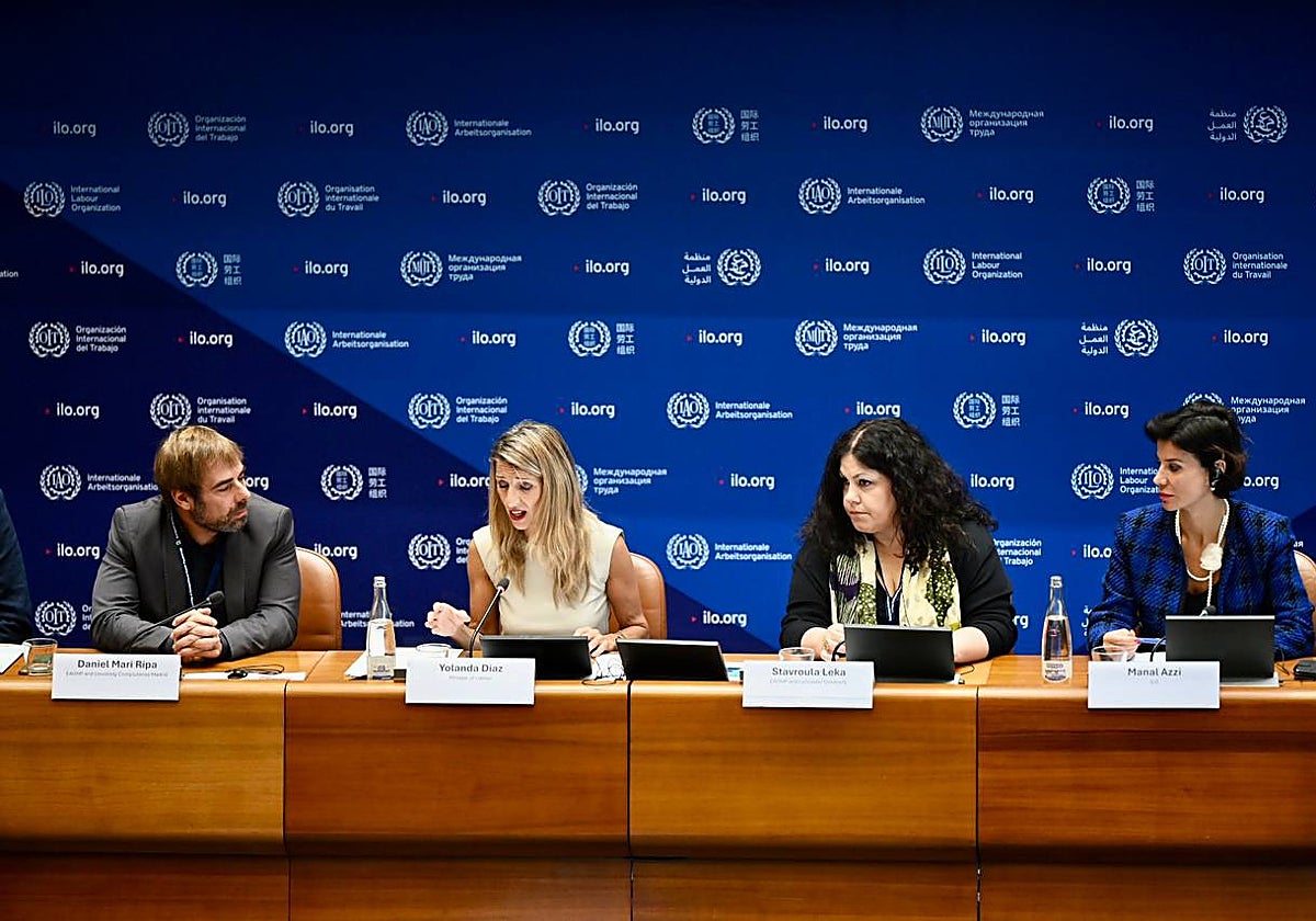 Daniel Ripa, Yolanda Díaz, Manal Azzi y Stavroula Leka.