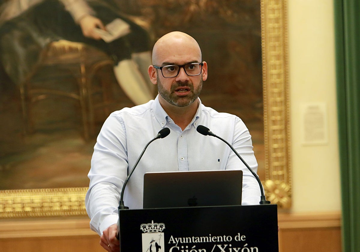 Jesús Martínez Salvador, durante la rueda de prensa posterior a la junta de gobierno en la que se aprobaron los presupuestos.
