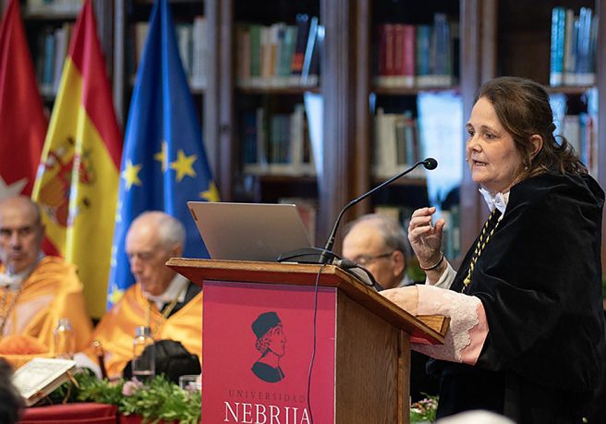 Montserrat Gomendio, en la apertura del curso de la Nebrija.