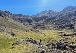 No se trata de hacer una ruta al día pero, si se quiere, durante lo que queda de mes se puede hacer un plan de montaña en Asturias todos los días. Este articulo recoge alguna de esas propuestas.