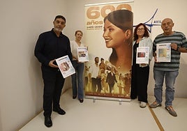 El programa lo presentó ayer el concejal de Servicios Sociales, Agustín Medina, acompañado por Maytté Álvarez, Jandro Jiménez y Margarita Gutiérrez, de la Fundación Secretariado Gitano de Avilés.