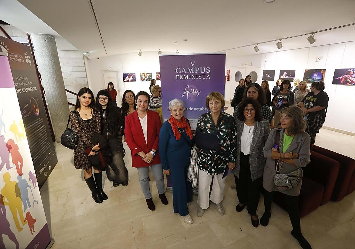La alcaldesa y la directora general de Igualdad participaron en la inauguración del Campus Feminista.
