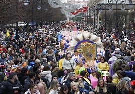 Velatorio de la sardina y entrega de premios de los concursos del Antroxu en el paseo de Begoña, en el último carnaval.