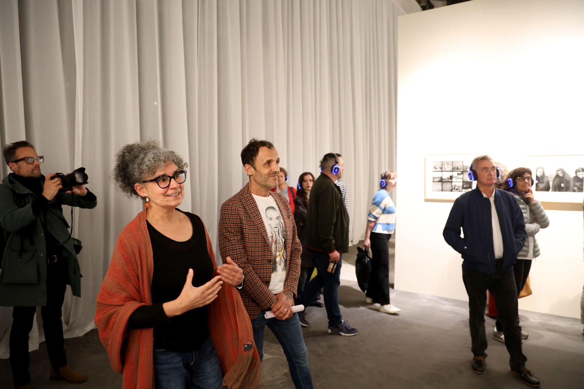 La Fábrica de Armas de la Vega echa a andar con las fotografías de Graciela Iturbide