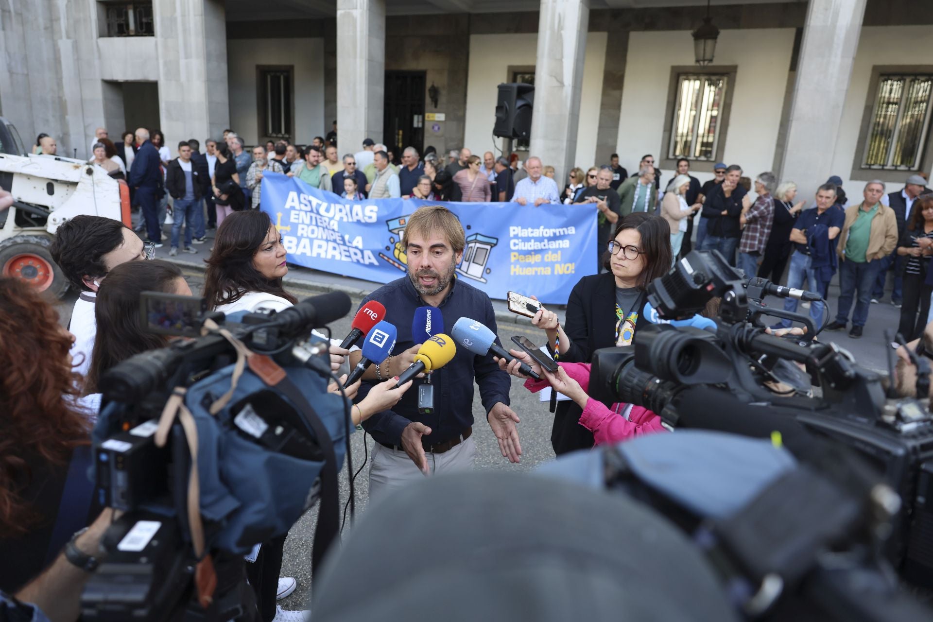Segunda protesta por «un agravio histórico»: así ha sido la manifestación contra el peaje del Huerna