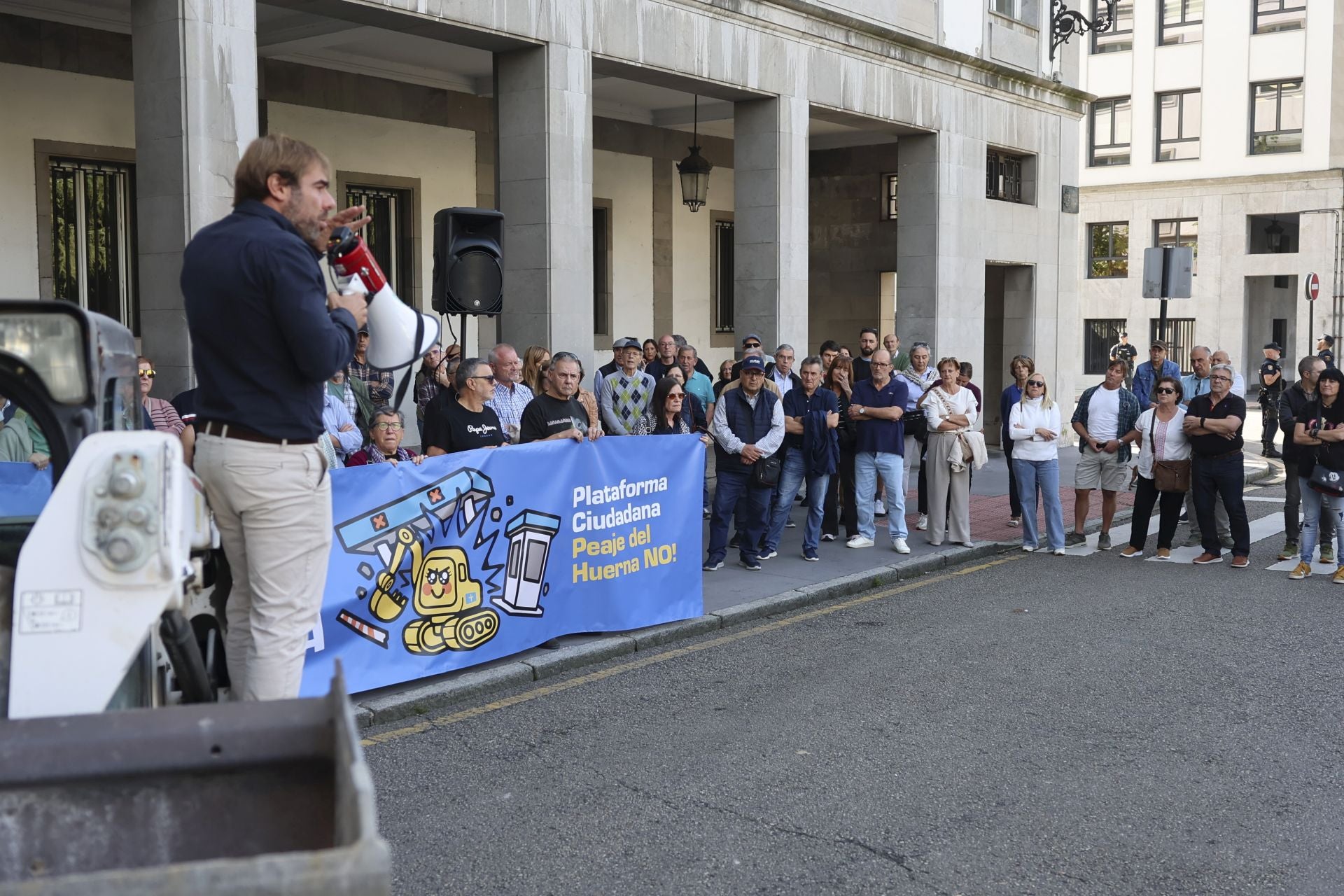 Segunda protesta por «un agravio histórico»: así ha sido la manifestación contra el peaje del Huerna