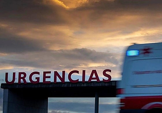 Herido un motorista tras sufrir una caída en la AS-255, en Villaviciosa