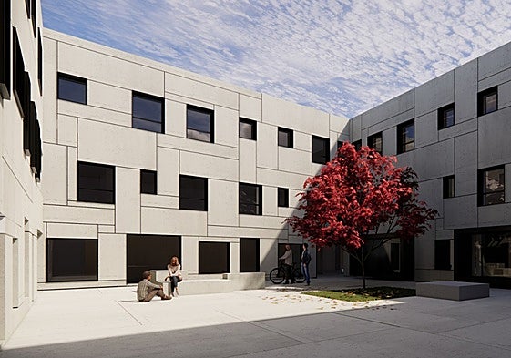 Patio abierto del reformado Albergue Covadonga, que será totalmente privado y dejará de tener un frente comunicado con el parking cuando concluyan sus obras en 2028.