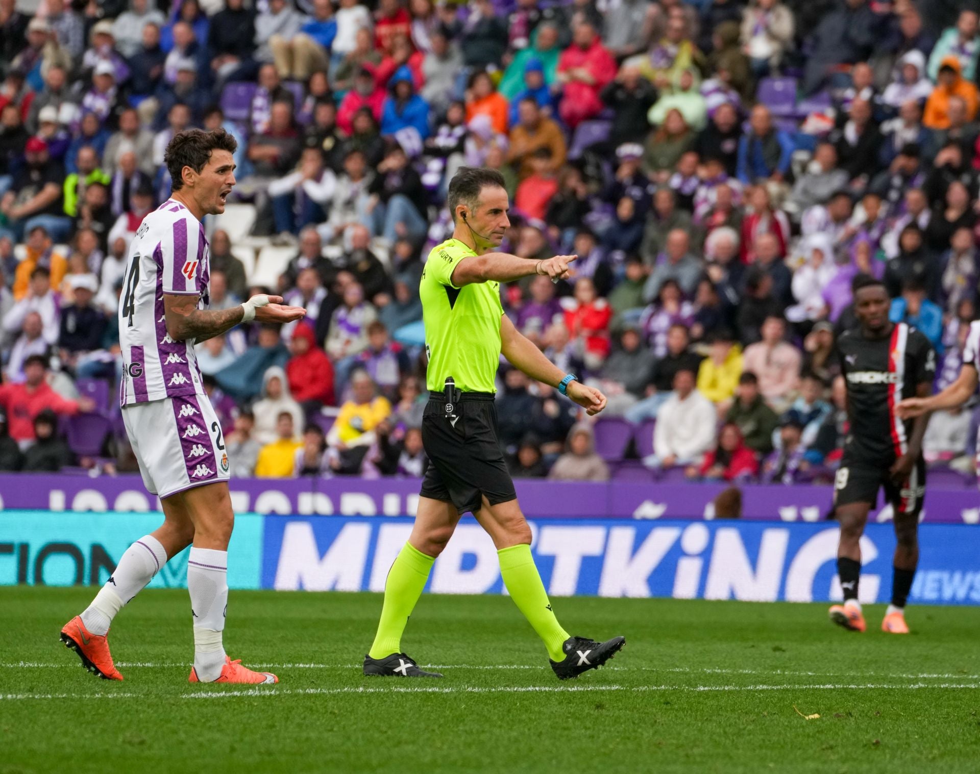 Las mejores jugadas del Real Valladolid-Sporting de Gijón, en imágenes