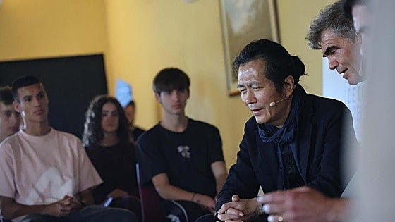 Byung-Chul Han, en el IES Universidad Laboral: «La Inteligencia Artifical puede esclavizarnos y ser nuestro próximo amo»