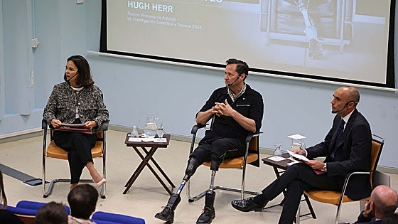 Hugh Herr: «Las personas no están rotas, es la tecnología lo que es aún insuficiente»