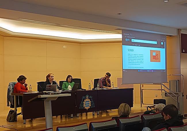 Ponentes de la jornada sobre embarazo adolescente.